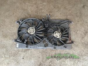 Used Cooling fans Renault Master IV (MA/MB/MC/MD/MH/MF/MG/MH) 2.3 dCi 16V Price on request offered by Autosloperij Kralingen B.V.