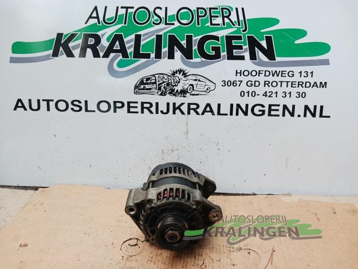 Begagnade Dynamo Chevrolet Spark (M300) 1.0 16V Pris € 29,99 Marginaltabell erbjuds av Autosloperij Kralingen B.V.