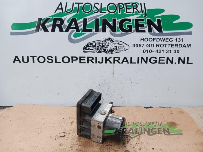 Begagnade ABS-pump Citroen C3 Pluriel (HB) 1.6 16V Pris € 49,98 Marginaltabell erbjuds av Autosloperij Kralingen B.V.