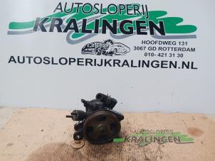 Usagé Pompe direction assistée Toyota Corolla (E11) 1.3 16V Prix € 50,00 Règlement à la marge proposé par Autosloperij Kralingen B.V.