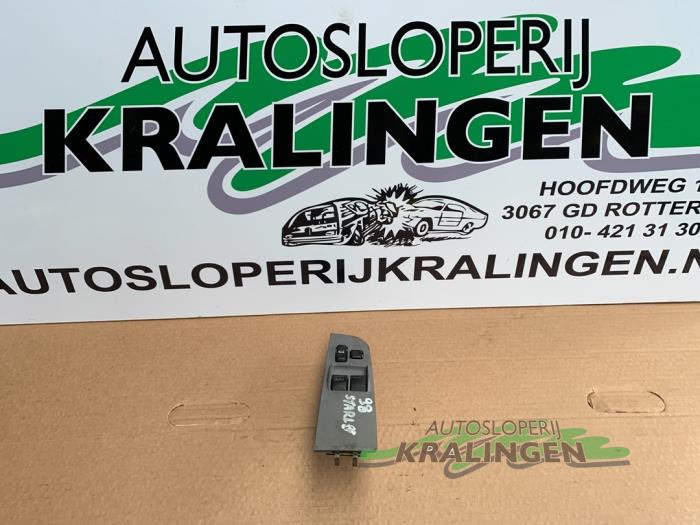 Usados Interruptor combinado de ventanillas Toyota Starlet (EP9) 1.3,XLi,GLi 16V Precio € 25,00 Norma de margen ofrecido por Autosloperij Kralingen B.V.