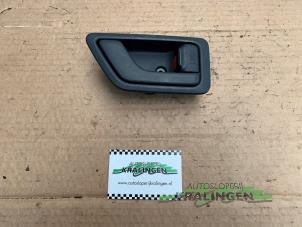 Gebrauchte Türgriff 2-türig rechts Hyundai Getz 1.3i 12V Preis € 9,99 Margenregelung angeboten von Autosloperij Kralingen B.V.