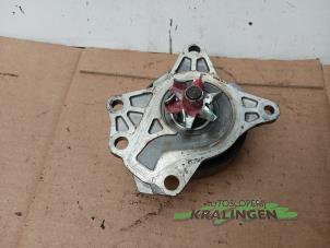 Vattenpump från en Toyota Yaris II (P9) 1.0 12V VVT-i 2007