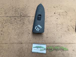 Gebrauchte Elektrisches Fenster Schalter Mazda 323 Fastbreak (BJ14) 2.0 DTiD 16V Preis € 9,99 Margenregelung angeboten von Autosloperij Kralingen B.V.