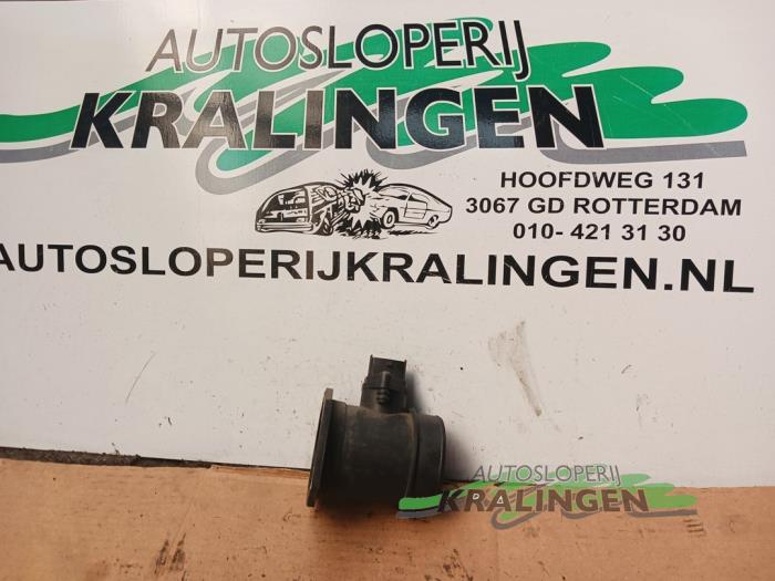 Gebrauchte Luftmassenmesser Nissan Terrano II (R20/TR50) 2.4 12V Preis € 50,00 Margenregelung angeboten von Autosloperij Kralingen B.V.