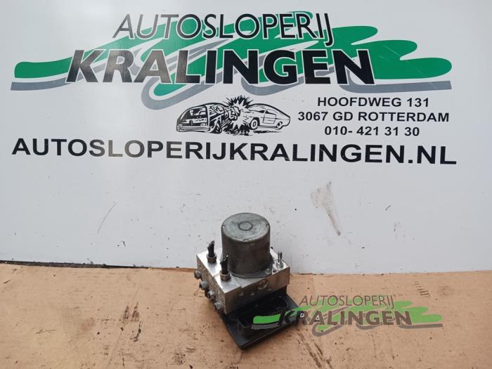 Usagé Bloc ABS Citroen C4 Grand Picasso (UA) 1.8 16V Prix € 49,98 Règlement à la marge proposé par Autosloperij Kralingen B.V.