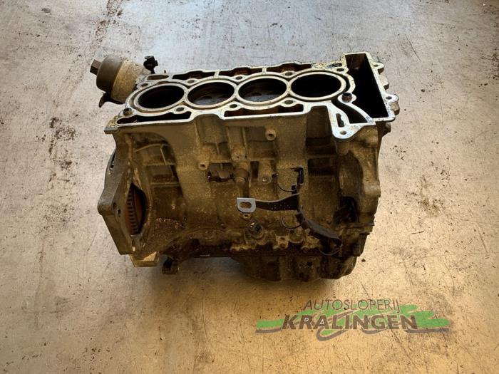 Used Engine crankcase Peugeot 207/207+ (WA/WC/WM) 1.4 16V VTi Price € 350,00 Margin scheme offered by Autosloperij Kralingen B.V.
