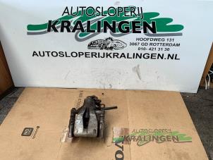 Usados Pinza de freno derecha detrás Fiat Stilo (192A/B) 1.6 16V 3-Drs. Precio € 24,99 Norma de margen ofrecido por Autosloperij Kralingen B.V.