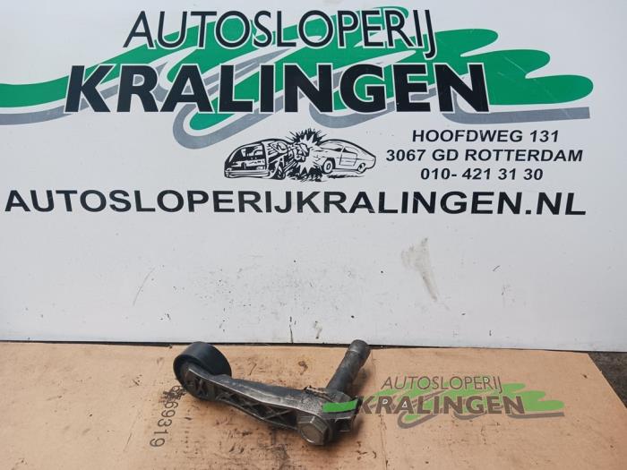 Usados Rodillo tensor correa múltiple Citroen C4 Grand Picasso (UA) 1.6 16V THP Sensodrive,GT THP Precio € 24,99 Norma de margen ofrecido por Autosloperij Kralingen B.V.