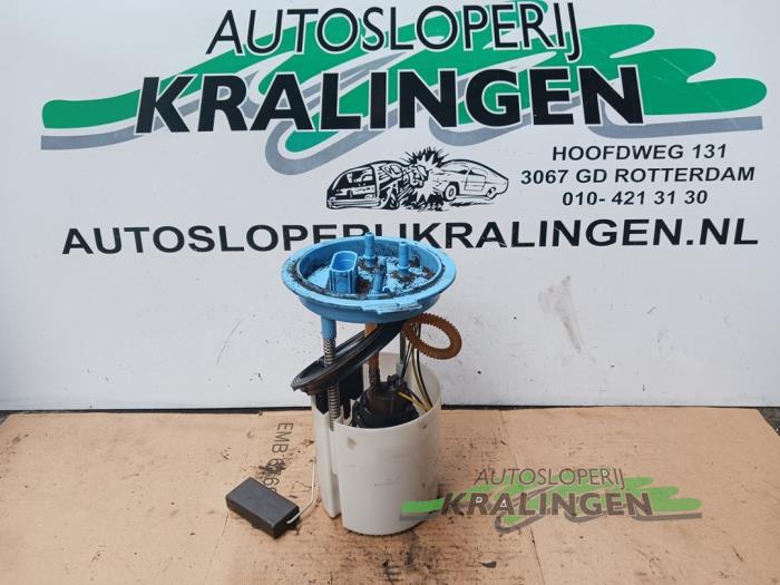 Usagé Pompe essence Volkswagen Golf V (1K1) 1.4 GT 16V Prix € 16,99 Règlement à la marge proposé par Autosloperij Kralingen B.V.