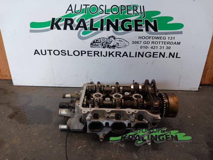Używane Glowica cylindra Toyota Aygo (B10) 1.0 12V VVT-i Cena € 69,98 Procedura marży oferowane przez Autosloperij Kralingen B.V.