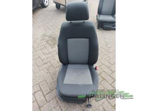 Used Seat, right Volkswagen Polo V (6R) 1.2 TDI 12V BlueMotion Price € 99,99 Margin scheme offered by Autosloperij Kralingen B.V.