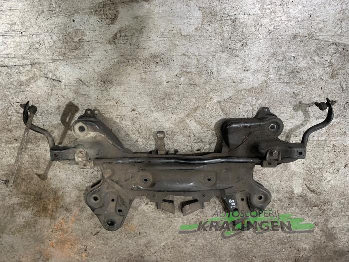 Begagnade Underram Peugeot 208 I (CA/CC/CK/CL) 1.2 Vti 12V PureTech 82 Pris € 40,00 Marginaltabell erbjuds av Autosloperij Kralingen B.V.