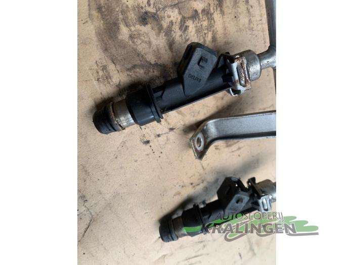 Usagé Système d'injection Opel Astra H GTC (L08) 1.6 16V Twinport Prix € 49,99 Règlement à la marge proposé par Autosloperij Kralingen B.V.