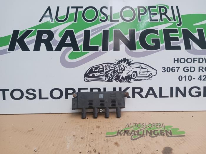 Usagé Bobine Fiat Grande Punto (199) 1.4 Prix € 14,99 Règlement à la marge proposé par Autosloperij Kralingen B.V.