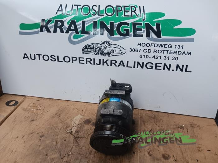 Usagé Pompe clim Chevrolet Kalos (SF48) 1.4 16V Prix € 39,99 Règlement à la marge proposé par Autosloperij Kralingen B.V.