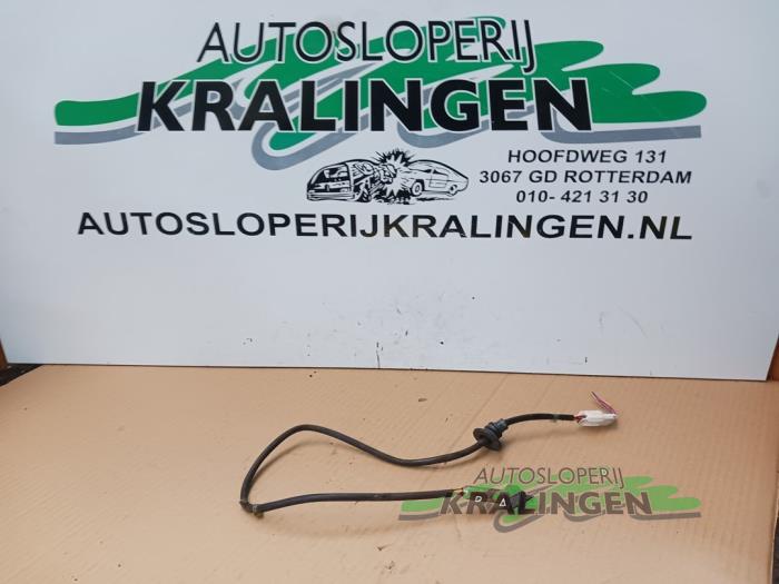 Usados Sonda Lambda Volvo V40 (VW) 2.0 16V Precio € 99,99 Norma de margen ofrecido por Autosloperij Kralingen B.V.