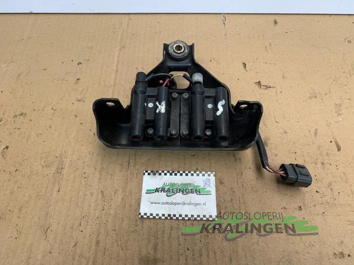 Usagé Bobine Mazda MX-5 (NA18/35/6C/8C) 1.6i 16V Prix € 35,00 Règlement à la marge proposé par Autosloperij Kralingen B.V.
