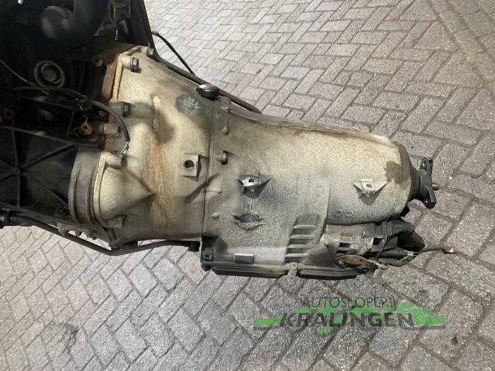 Gebrauchte Getriebe Mercedes CLK (C208) 2.0 200 16V Preis € 299,99 Margenregelung angeboten von Autosloperij Kralingen B.V.