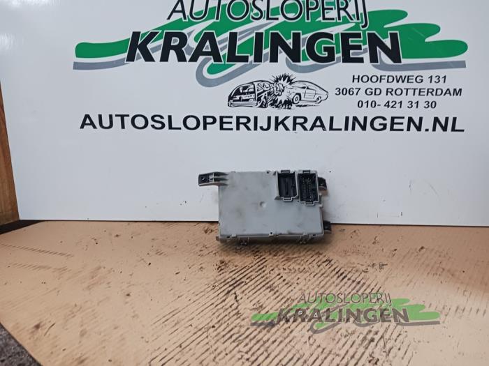 Begagnade Säkringsbox Peugeot Bipper (AA) 1.4 HDi Pris € 59,99 Marginaltabell erbjuds av Autosloperij Kralingen B.V.