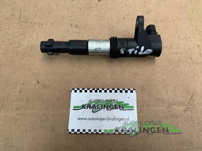 Usagé Broche bobine Fiat Stilo (192A/B) 2.4 20V Abarth 5-Drs. Prix € 19,99 Règlement à la marge proposé par Autosloperij Kralingen B.V.