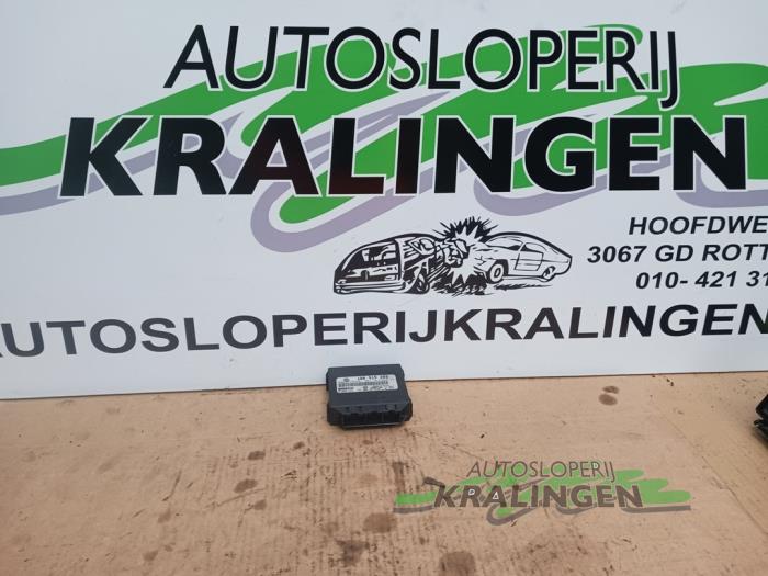 Begagnade PDC-modul Volkswagen Eos (1F7/F8) 2.0 FSI 16V Pris € 24,99 Marginaltabell erbjuds av Autosloperij Kralingen B.V.