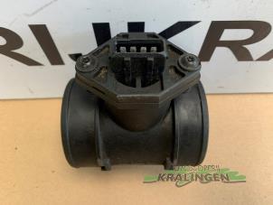 Luftmassenmesser van een Alfa Romeo 156 (932) 1.6 Twin Spark 16V 1998