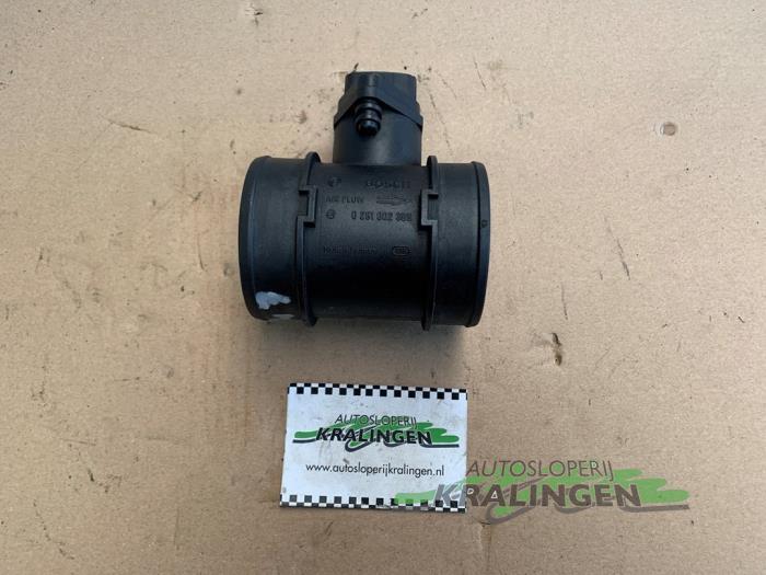Gebrauchte Luftmassenmesser Alfa Romeo 147 (937) 1.6 Twin Spark 16V Preis € 19,99 Margenregelung angeboten von Autosloperij Kralingen B.V.