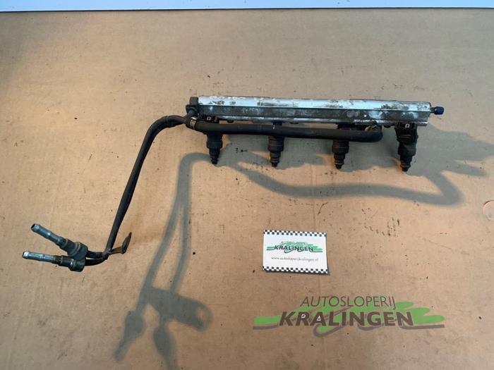 Usagé Système d'injection Volvo V40 (VW) 1.8 16V Prix € 24,99 Règlement à la marge proposé par Autosloperij Kralingen B.V.