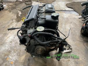 Engine from a MINI Mini (R50/53) 1.6 16V Cooper 2002