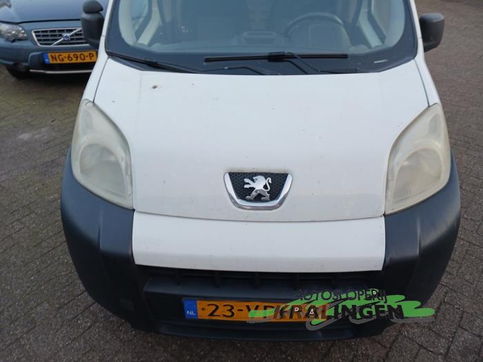 Używane Maska Peugeot Bipper (AA) 1.4 HDi Cena € 74,99 Procedura marży oferowane przez Autosloperij Kralingen B.V.