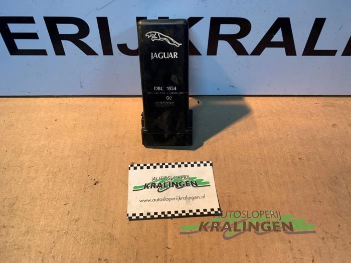 Używane Modul (rózne) Jaguar XJ6 (XJ40) 3.2 24V Cena € 40,00 Procedura marży oferowane przez Autosloperij Kralingen B.V.