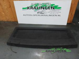 Used Parcel shelf Volkswagen Polo IV (9N1/2/3) 1.4 16V Price € 24,99 Margin scheme offered by Autosloperij Kralingen B.V.