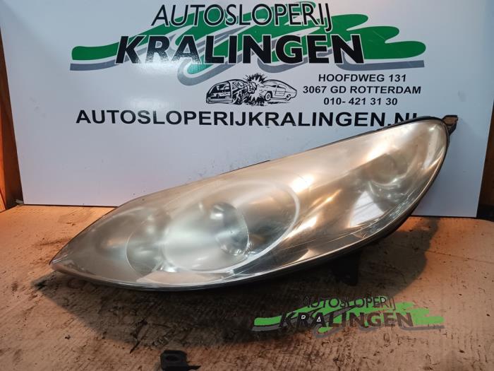 Gebrauchte Scheinwerfer links Peugeot 407 (6D) 3.0 V6 24V VVT Preis € 99,99 Margenregelung angeboten von Autosloperij Kralingen B.V.