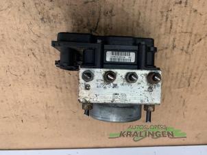Begagnade ABS-pump Opel Corsa D 1.2 16V Pris € 99,98 Marginaltabell erbjuds av Autosloperij Kralingen B.V.