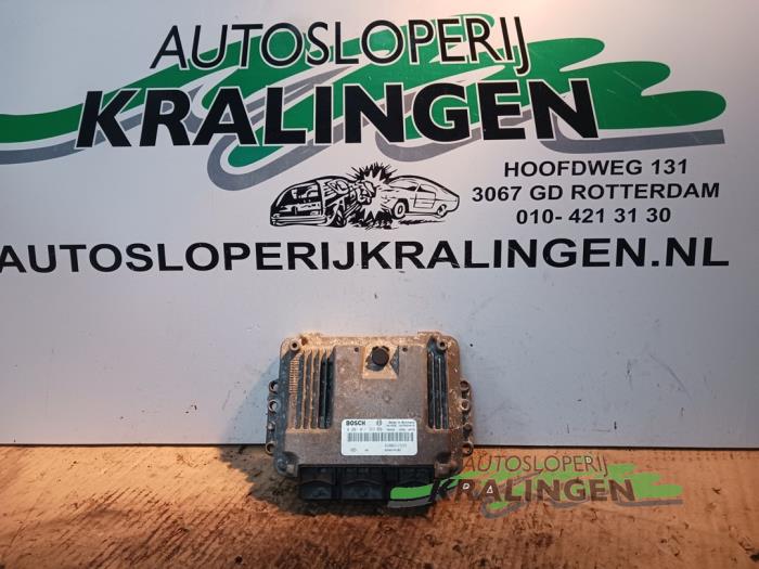 Used Engine management computer Renault Laguna II Grandtour (KG) 1.9 dCi 100 Price € 44,99 Margin scheme offered by Autosloperij Kralingen B.V.
