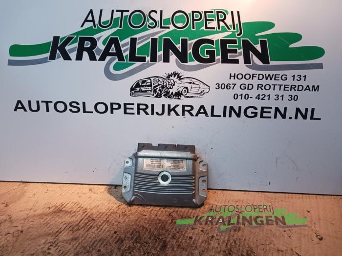 Used Automatic gearbox computer Peugeot 407 (6D) 3.0 V6 24V VVT Price € 150,00 Margin scheme offered by Autosloperij Kralingen B.V.