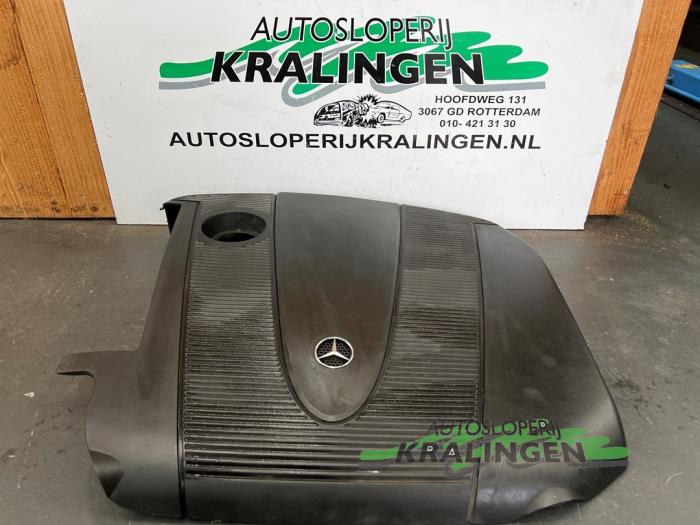 Gebrauchte Abdeckblech Motor Mercedes C Combi (S203) 2.2 C-200 CDI 16V Preis auf Anfrage angeboten von Autosloperij Kralingen B.V.