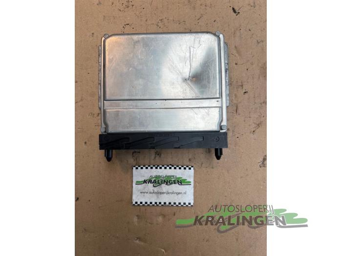 Used Engine management computer Volvo XC70 (SZ) XC70 2.4 T 20V Price € 34,99 Margin scheme offered by Autosloperij Kralingen B.V.