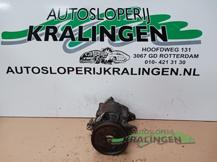 Usagé Pompe clim Daihatsu YRV (M2) 1.3 16V DVVT Prix € 34,99 Règlement à la marge proposé par Autosloperij Kralingen B.V.