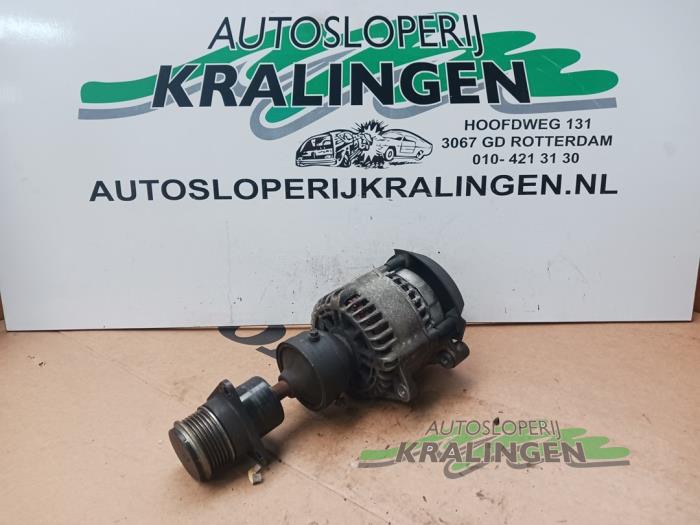Gebrauchte Dynamo Ford Transit Connect 1.8 TDCi 90 Preis € 74,99 Margenregelung angeboten von Autosloperij Kralingen B.V.