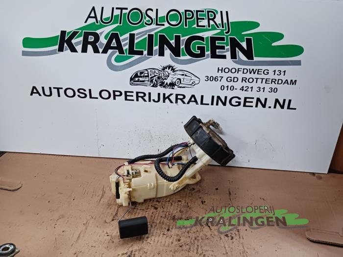 Begagnade Bensinpump Honda Civic (EP/EU) 1.4 16V Pris € 34,99 Marginaltabell erbjuds av Autosloperij Kralingen B.V.