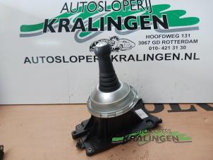 Gebrauchte Wahlhebel Automatik Mitsubishi Colt (Z2/Z3) 1.3 16V Preis € 49,99 Margenregelung angeboten von Autosloperij Kralingen B.V.