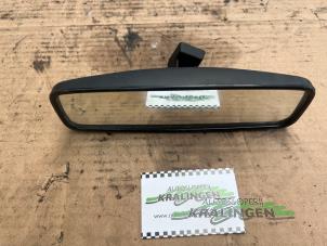 Usados Retrovisor interior Renault Megane III Coupe (DZ) 1.5 dCi 110 Precio € 19,99 Norma de margen ofrecido por Autosloperij Kralingen B.V.