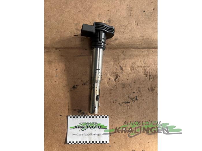 Usagé Broche bobine Volkswagen Golf V (1K1) 2.0 FSI 16V Prix € 7,49 Règlement à la marge proposé par Autosloperij Kralingen B.V.
