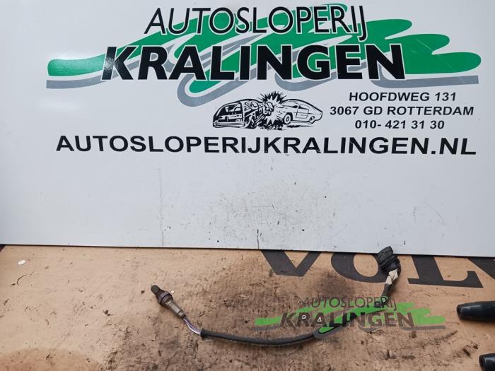 Usagé Sonde lambda Opel Astra H GTC (L08) 1.6 16V Twinport Prix € 19,99 Règlement à la marge proposé par Autosloperij Kralingen B.V.