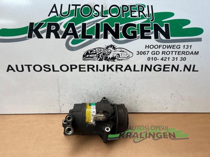 Usagé Compresseur de clim Opel Zafira (M75) 1.9 CDTI Prix € 49,99 Règlement à la marge proposé par Autosloperij Kralingen B.V.