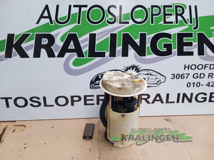 Gebrauchte Benzinpumpe Alfa Romeo 147 (937) 1.6 HP Twin Spark 16V Preis € 39,99 Margenregelung angeboten von Autosloperij Kralingen B.V.