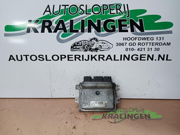 Used Engine management computer Renault Koleos I 2.5 16V Price € 149,99 Margin scheme offered by Autosloperij Kralingen B.V.