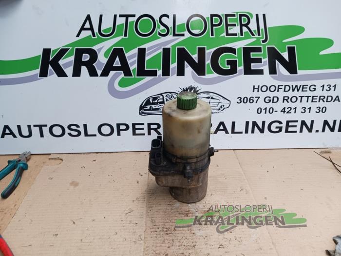 Usagé Pompe direction assistée Volkswagen Polo IV (9N1/2/3) 1.4 TDI 80 Prix € 99,99 Règlement à la marge proposé par Autosloperij Kralingen B.V.